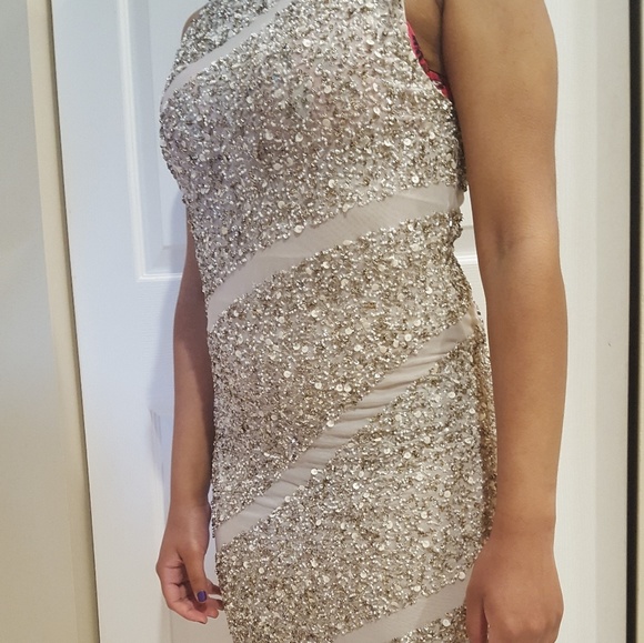 Alice +Olivia sequin dress - Picture 2 of 6